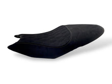 Load image into Gallery viewer, Triumph Trident 660 2021-2025 Volcano Italia Seat Cover Anti-Slip New T083