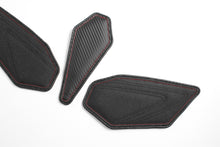 Load image into Gallery viewer, Luimoto sport tank leaf knee traction grips and pad for Triumph Daytona 675 2013-2017 — Euro Motards — view 5