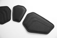 Load image into Gallery viewer, Luimoto sport tank leaf knee traction grips and pad for Triumph Speed Triple 2005-2010 — Euro Motards — view 2