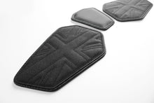 Load image into Gallery viewer, Luimoto union jack tank leaf knee grips and pad for Triumph Speed Triple 2005-2010 — Euro Motards