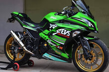 Load image into Gallery viewer, Luimoto sport seat covers set green for Kawasaki EX300 Ninja 300R 2013-2017 — Euro Motards — view 2