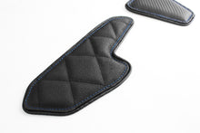 Load image into Gallery viewer, Luimoto diamond tank leaf knee traction grips and tank pad for Yamaha R25 R3 2019 — Euro Motards — view 5
