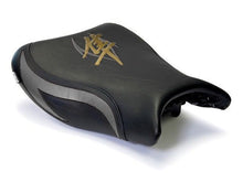 Load image into Gallery viewer, Luimoto Kanji rider seat cover for Suzuki Hayabusa 2008-2017 — Euro Motards