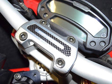Load image into Gallery viewer, Ducabike Handlebar Clamp With Carbon For Ducati Monster 796 1100 1100-Evo
