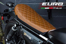 Load image into Gallery viewer, Luimoto Vintage Edition Seat Cover 3 Colors For Moto Guzzi V9 Bobber 2017-2018