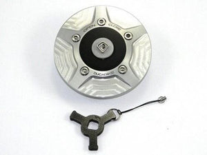 Ducabike Billet Carbon Gas Cap Silver/Black Ducati Diavel Monster 696 796 1100