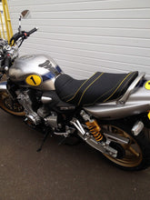 Load image into Gallery viewer, Yamaha XJR 1300 2002-2014 Top Sellerie Comfort Seat Heat/Gel/Low/High/Long 371