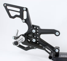 Load image into Gallery viewer, Yamaha R6R 2006-2016 ARP Adjustable Rearsets RSY05 Standard &amp; Reverse Shift