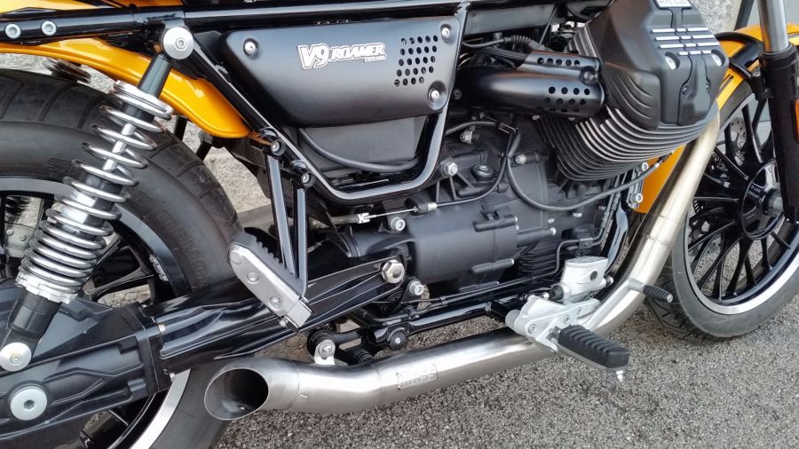 MassMoto Exhaust Full System 2in2 Hot-Rod New Moto Guzzi V9 Bobber / Roamer
