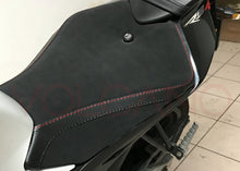 Load image into Gallery viewer, Aprilia RS4 50-125 2012-2020 Volcano Non-Slip Seat Cover For Rider New ap009a
