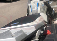 Load image into Gallery viewer, BMW R1200GS 2005-2012 Volcano Italia Non-Slip Seat Cover New B064C