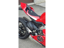 Load image into Gallery viewer, Ducati Panigale V4 2018 Ducabike Seat Cover for Rider Anti-Slip CSV401