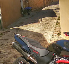 Load image into Gallery viewer, Honda Hornet 600 CB599 1998-2002 Volcano Italia Seat Cover Non-Slip New H036