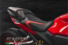 Load image into Gallery viewer, Luimoto Sport Cafe Suede Seat Covers Set New For Honda CBR650R 2019-2022