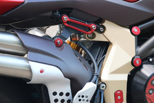 CNC Racing Passenger Rearsets Block Plates For MV Agusta Brutale 1000 RR/Oro