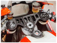 Load image into Gallery viewer, Ducabike Upper Steering Clamp Clamp Yoke For Ducati Panigale V2 955 2020-2021