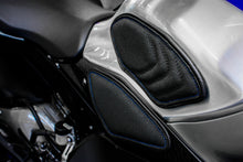 Load image into Gallery viewer, Yamaha R1 /R1M 2015-2019 Luimoto Tank Leaf Knee+Tank Traction Grips+Pad New