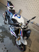 Load image into Gallery viewer, BMW S1000R 2014-2020 TPZ Italia Comfort Memory Foam UltraGrip Seat Cover