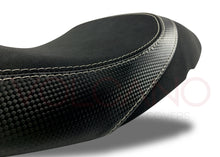 Load image into Gallery viewer, Triumph Speed Triple 2005-2007 Volcano Italia Seat Cover Non-Slip New T018