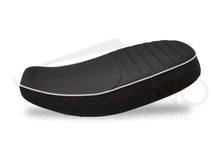 Load image into Gallery viewer, Triumph Thunderbird 900 1995-2001 Volcano Italia Seat Cover Non-Slip New T035