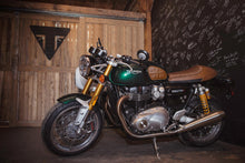 Load image into Gallery viewer, Triumph Bonneville T100 2017-2019 Luimoto Tank Leaf Union Jack Knee Grip Pads