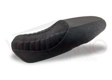 Load image into Gallery viewer, Yamaha XSR 900 2016-2021 Volcano Italia Seat Cover Non-Slip New Y051