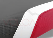 Load image into Gallery viewer, Yamaha Tenere 700 2019-2024 Volcano Italia Seat Cover Non-Slip New Y055C