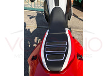 Load image into Gallery viewer, Yamaha Tenere 700 2019-2024 Volcano Italia Seat Cover Non-Slip New Y055C