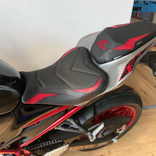 Load image into Gallery viewer, Kawasaki Z900 2017-2019 TPZ Italia Seat Cover Anti-Slip Ultra-Grip New